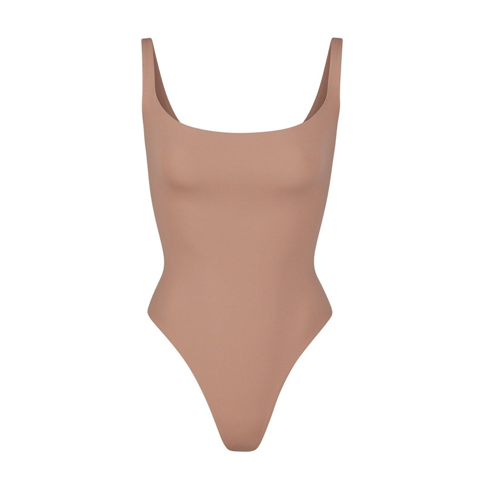 SKIMS Square Neck Bodysuit (fits everybody)